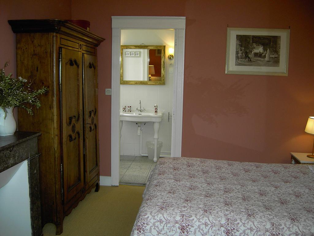 Bed and Breakfast Domaine De Plisseau Gauriac Номер фото