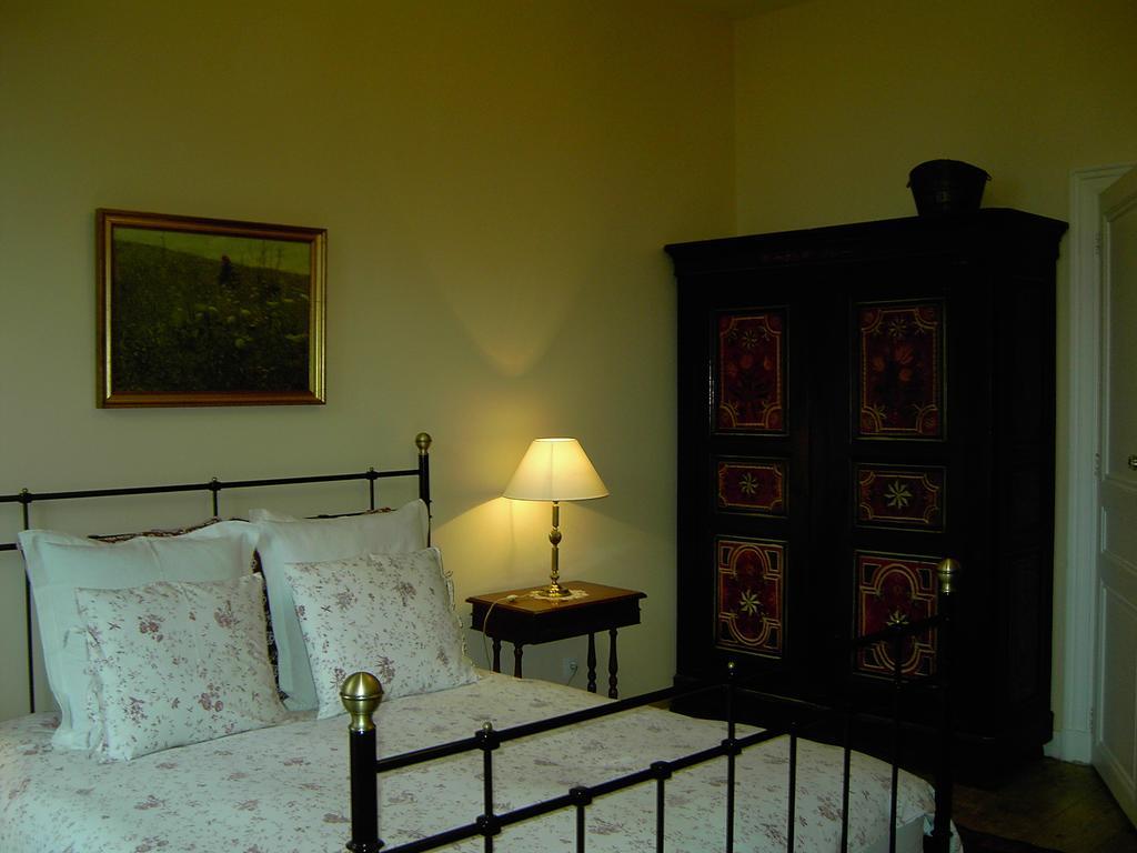 Bed and Breakfast Domaine De Plisseau Gauriac Номер фото