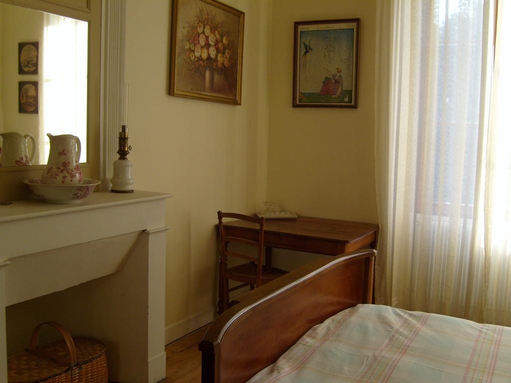 Bed and Breakfast Domaine De Plisseau Gauriac Номер фото